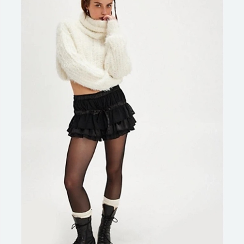 Free People ‘Lulu’ Boxy Ultra Cropped Slouchy Turtle Neck Sweater Sz S